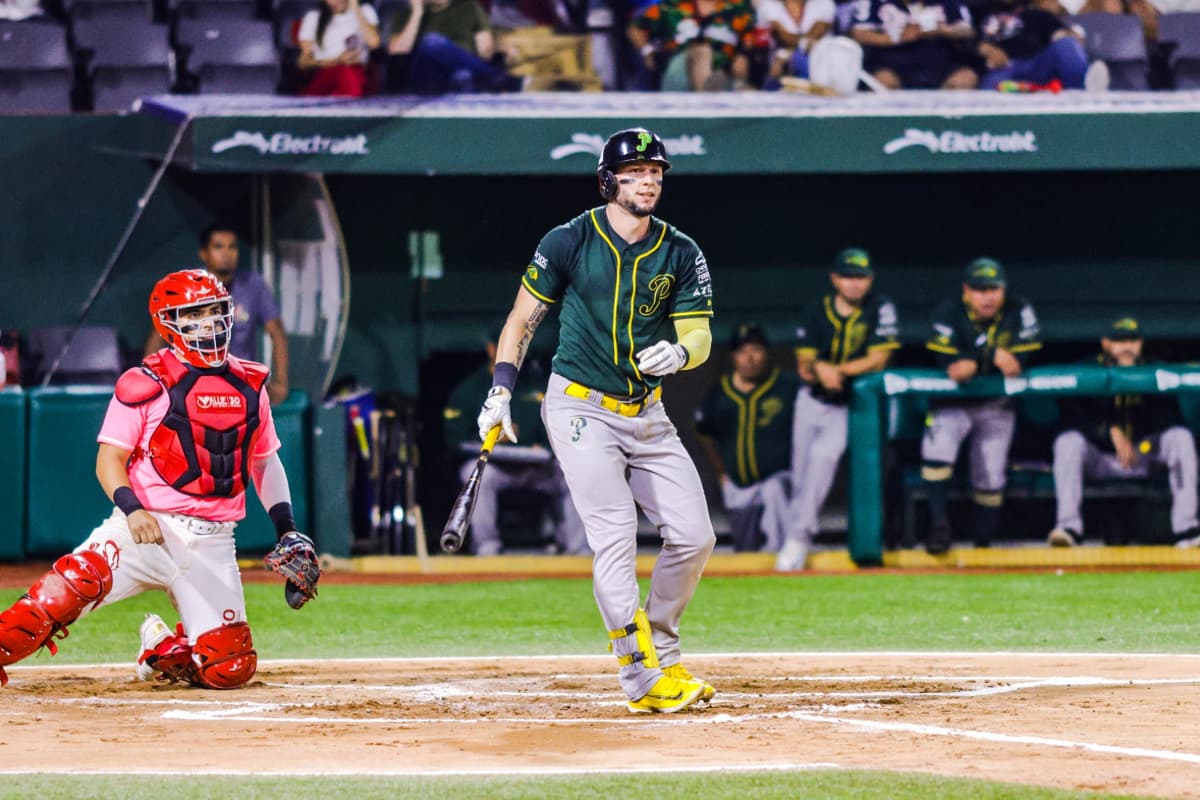 Pericos toma ventaja en Veracruz