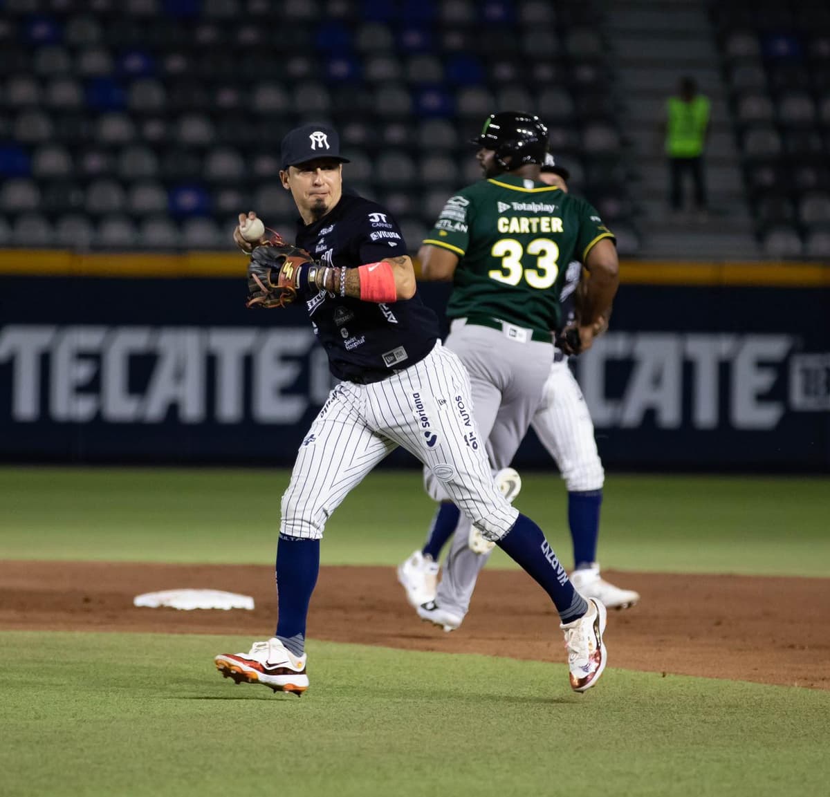 LMB: El guante mágico de Ramiro Peña aumenta su leyenda