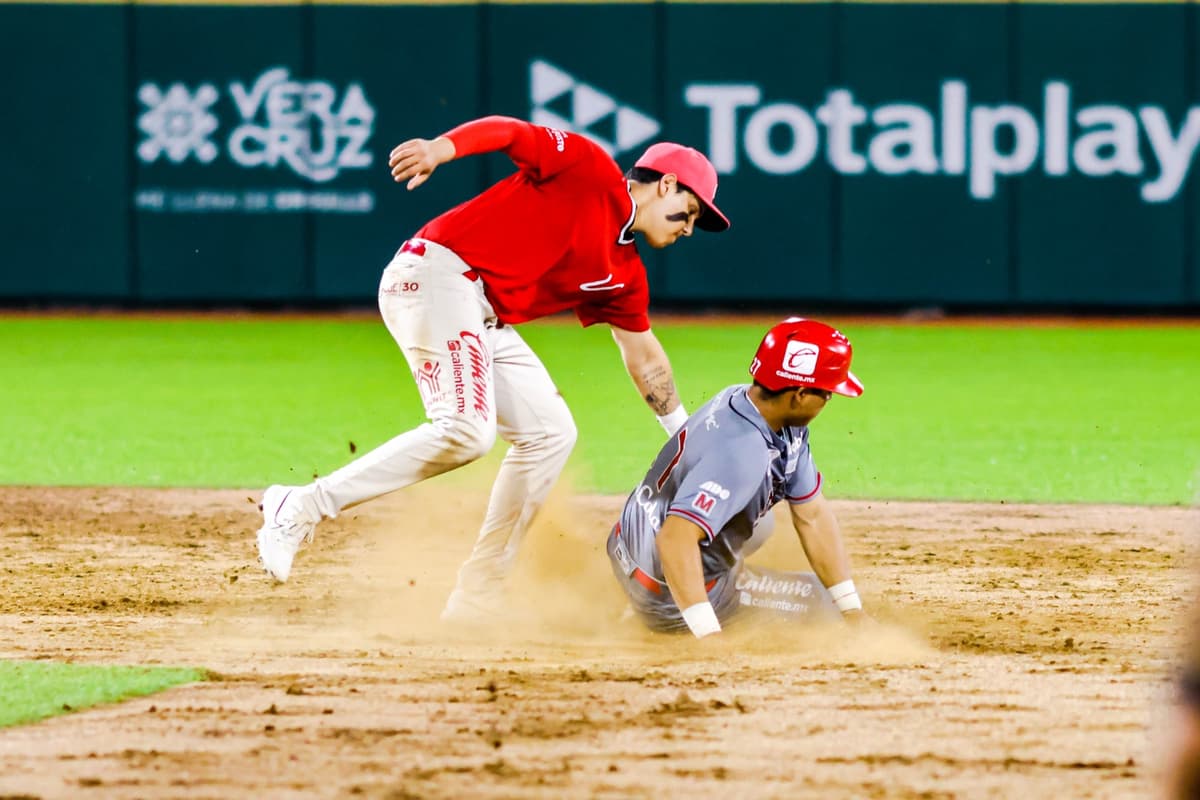 Diablos sentencia en la octava y derrota El Águila