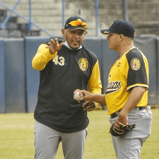 Comandará Lino Urdaneta bullpen de Toros