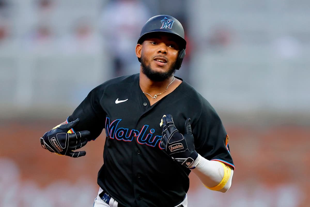 Guerrero firman a Jerar Encarnación