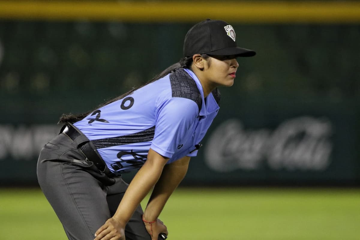 Umpires de la primera campaña de la Liga Mexicana de Softbol