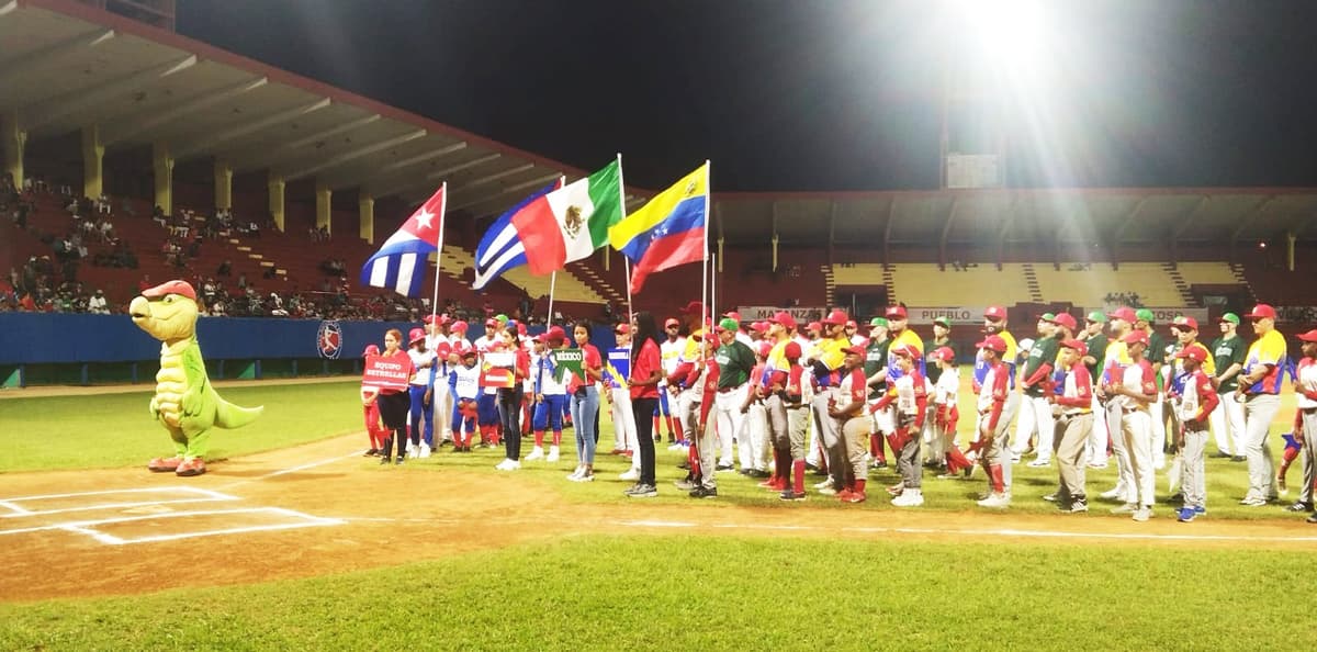 Cuba se impone en el arranque de la Serie de las Estrellas