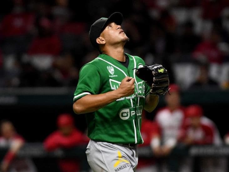 Acereros fortalecen su rotación con la llegada de Luis Escobar