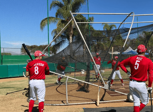 Carlos Sievers, coach de bateo de los Diablos Rojos