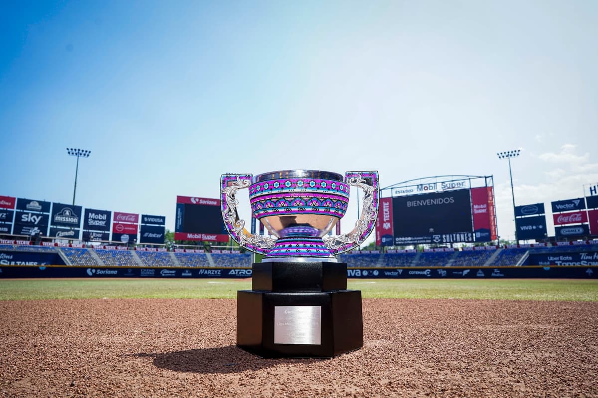 Dos obras de arte huichol para las campeonas de la Serie de la Reina
