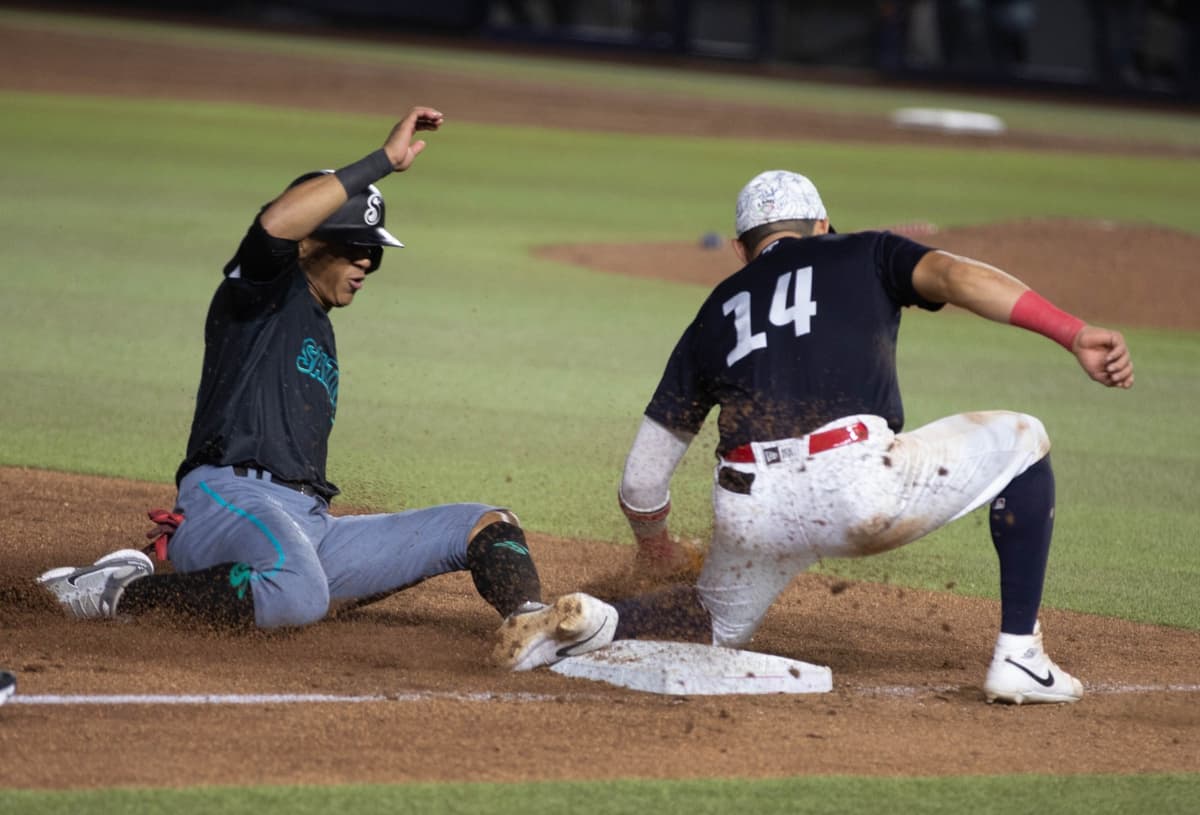 Sultanes se lleva el triunfo en la novena entrada ante Saraperos