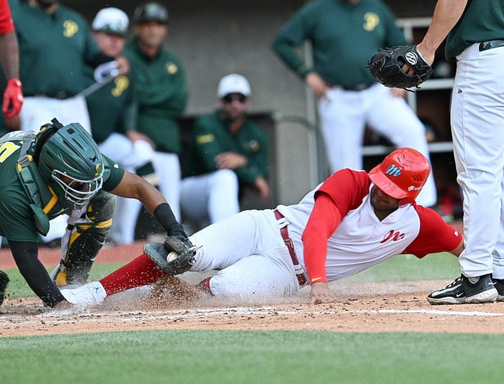 Diablos Rojos vence a Pericos en tarde de 15 imparables