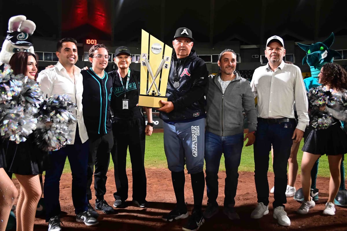 Cuadrangular de Chris Carter le da la Copa Gobernador a Acereros en Saltillo