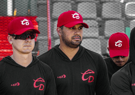 Evalúa Borges a los más jóvenes del bullpen
