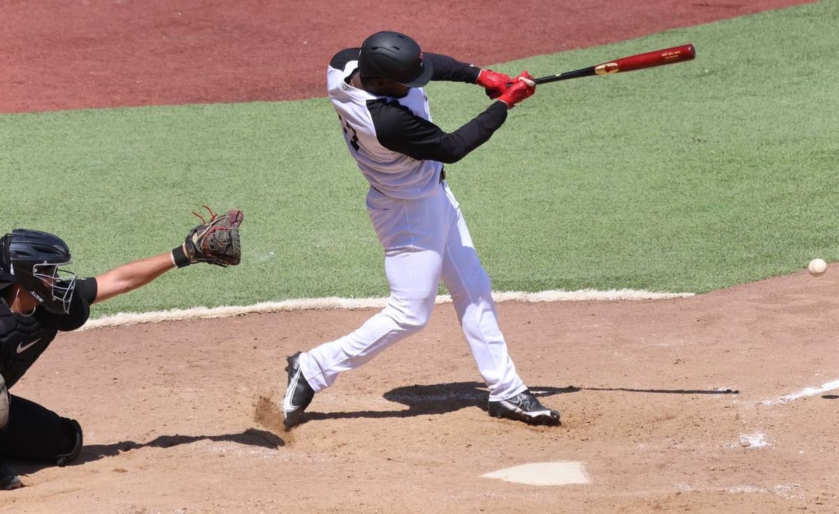 Toros supera con amplia ventaja a los Conspiradores