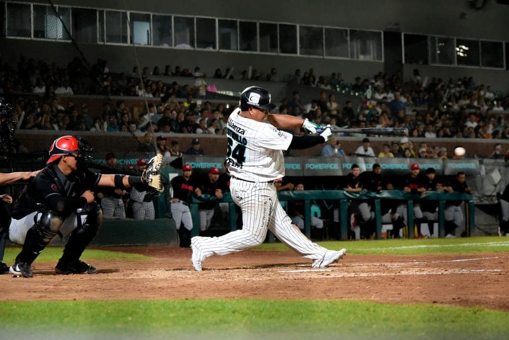 Saraperos reciben a Dorados en su segunda serie en casa