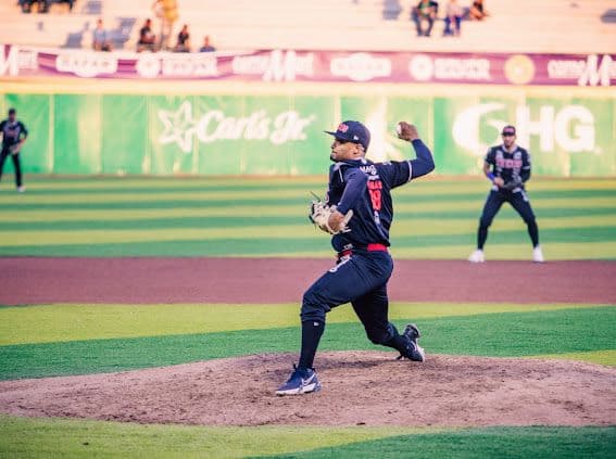 Explota ofensiva binacional; Tecos derrotan 21-4 a Dorados