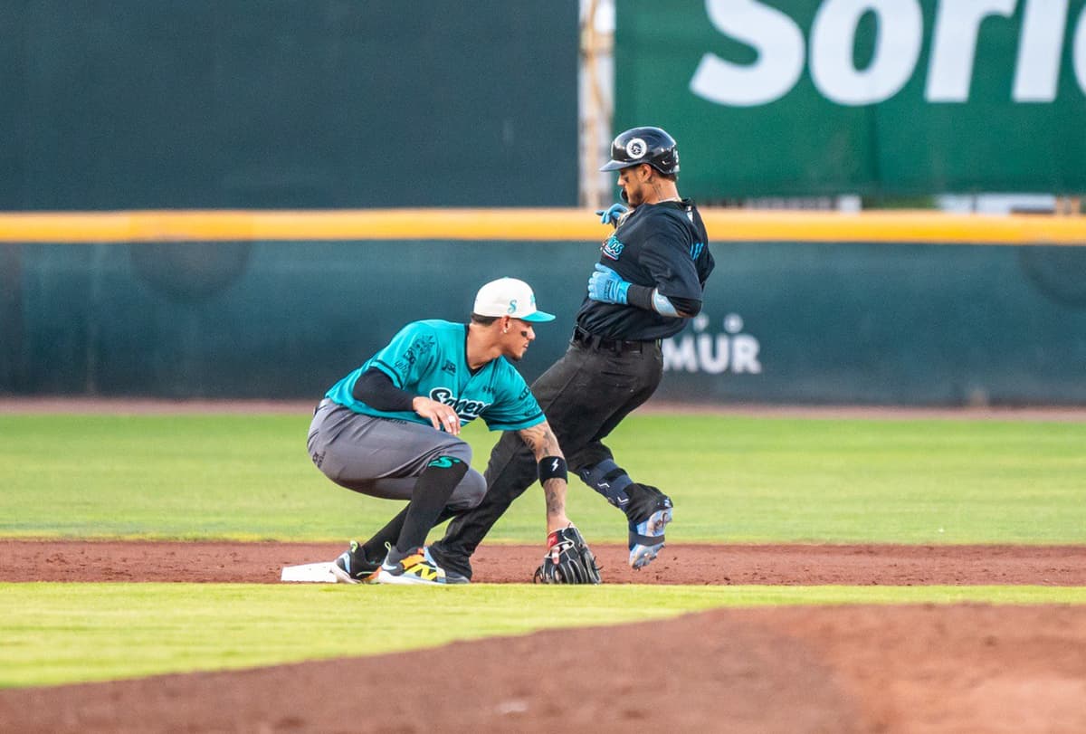 Saltillo empareja la serie en La Laguna