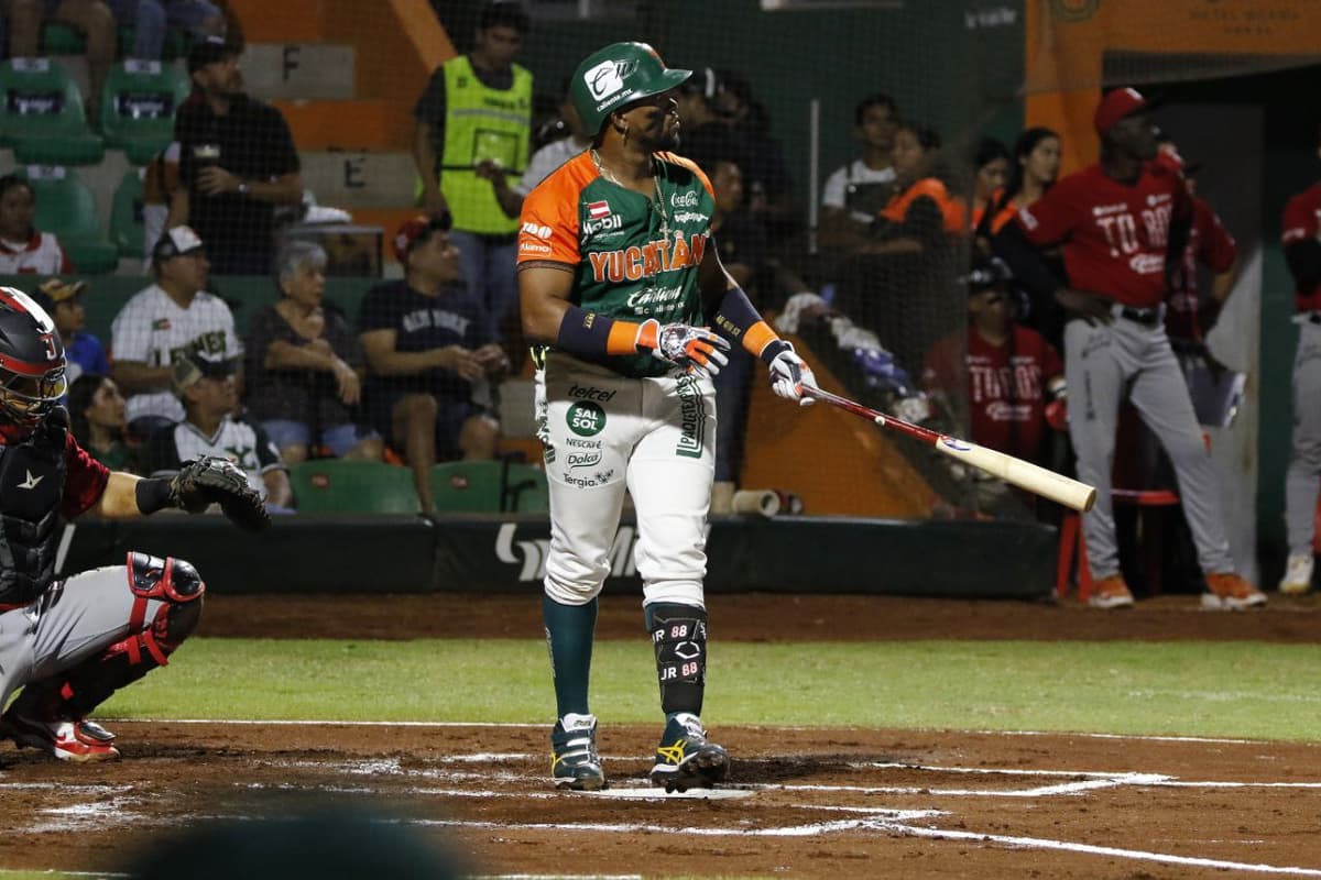Grand slam de Yadir Drake apoya en el triunfo de Leones ante Tijuana