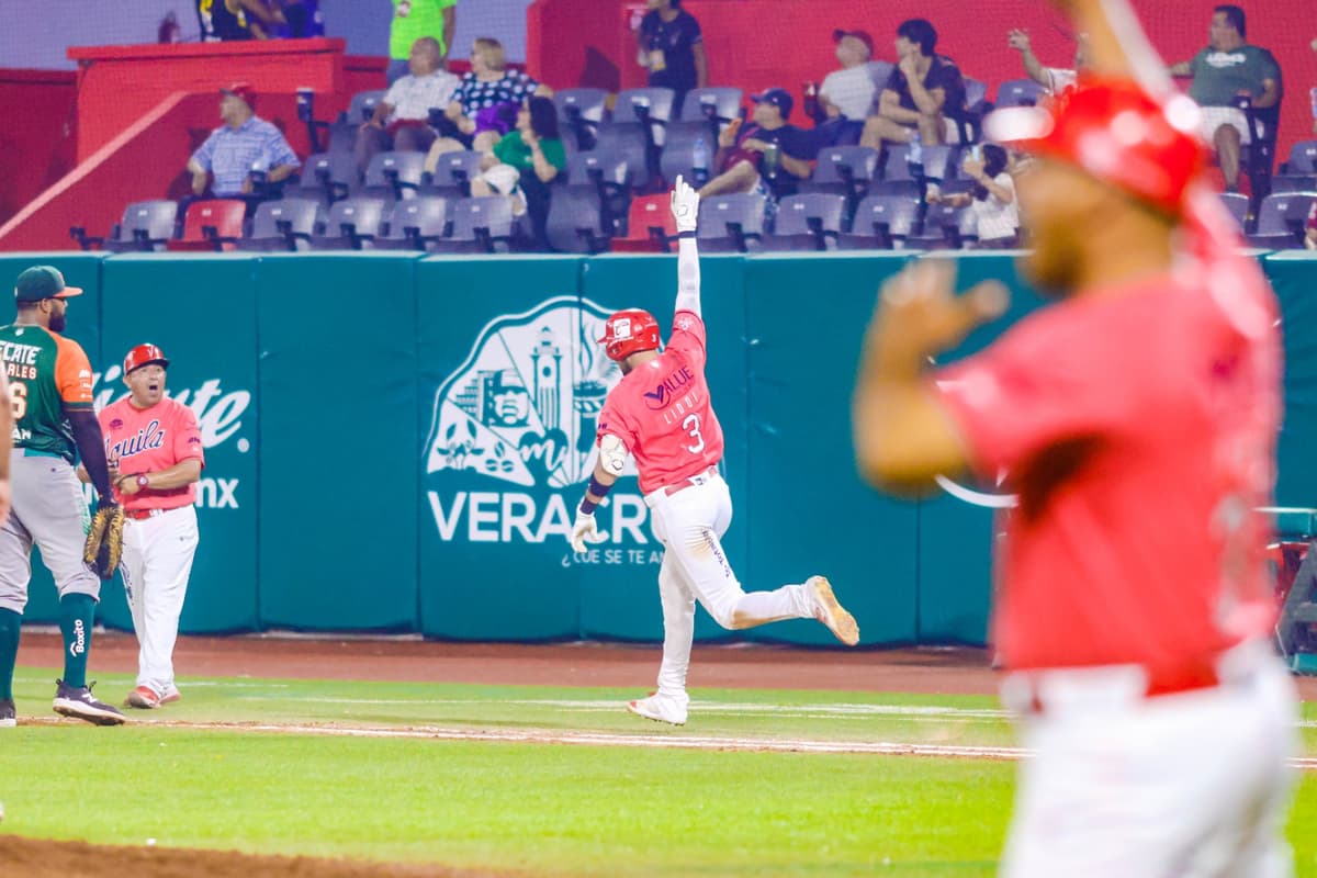 El Águila deja regados a Leones