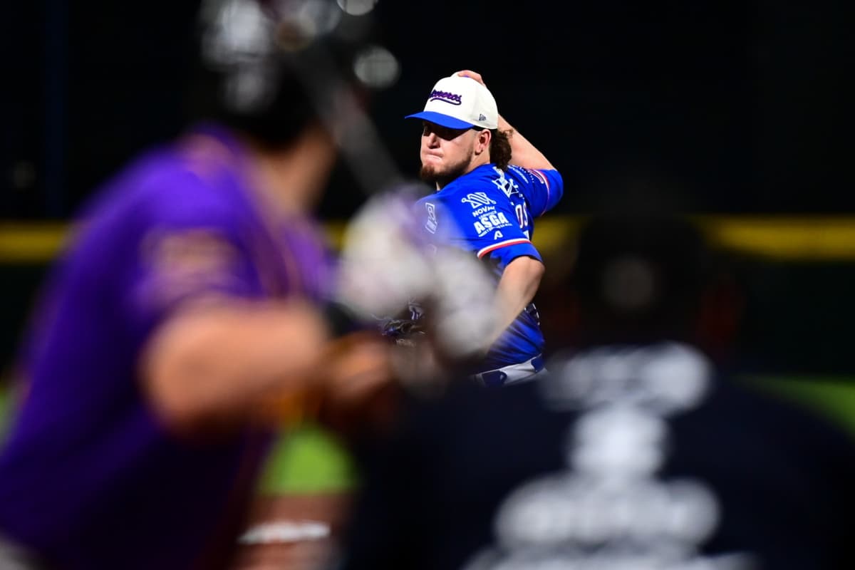 Bateo y pitcheo le dan juego y serie a Acereros
