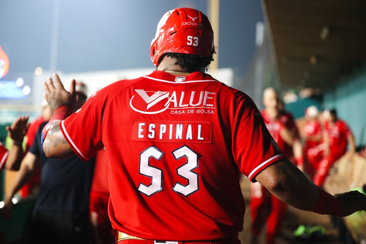 Edwin Espinal encabeza triunfo veracruzano