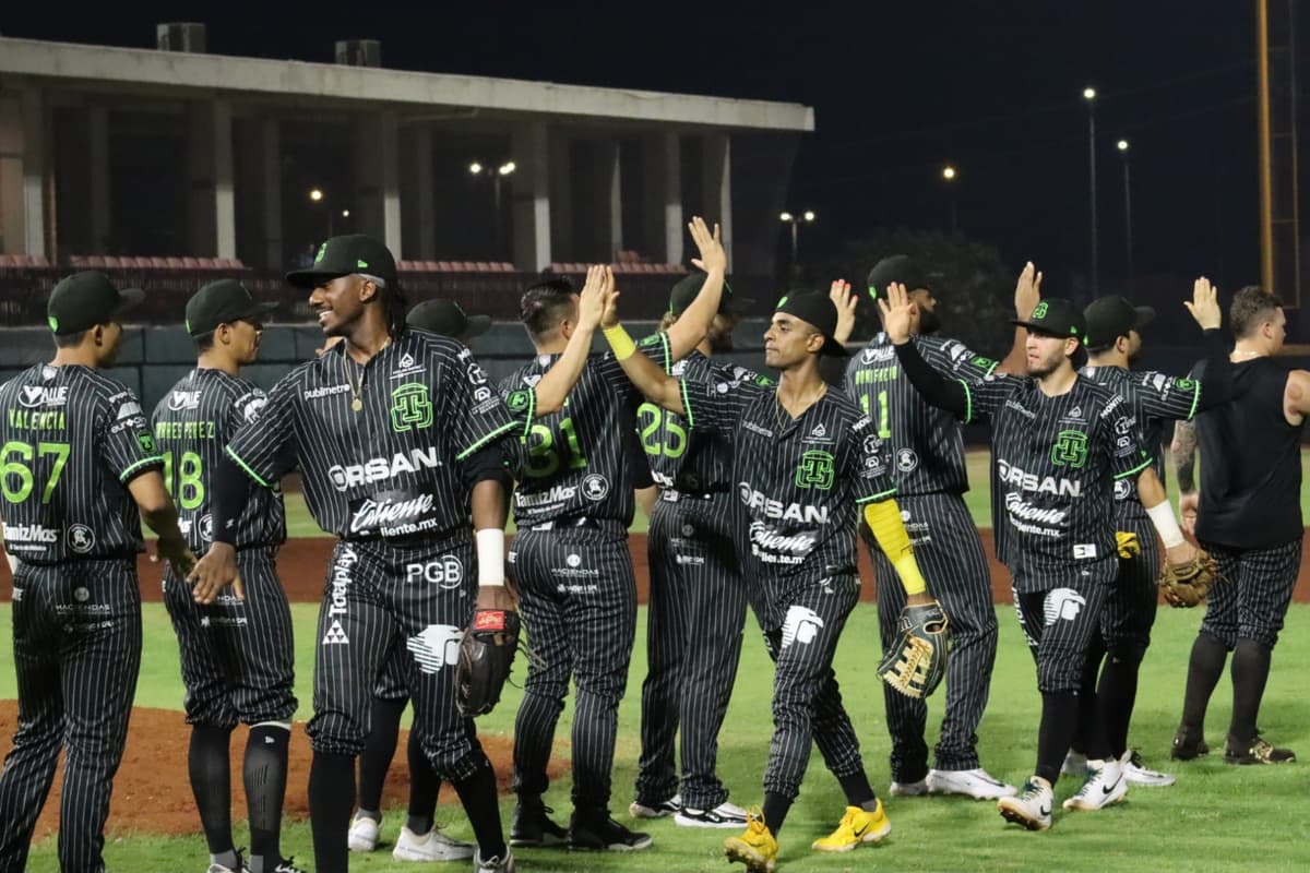 Olmecas le cuelga nueve ceros a Campeche
