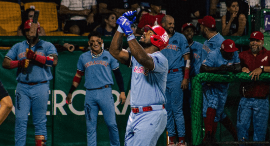 Consigue El Águila la serie completa en Chihuahua