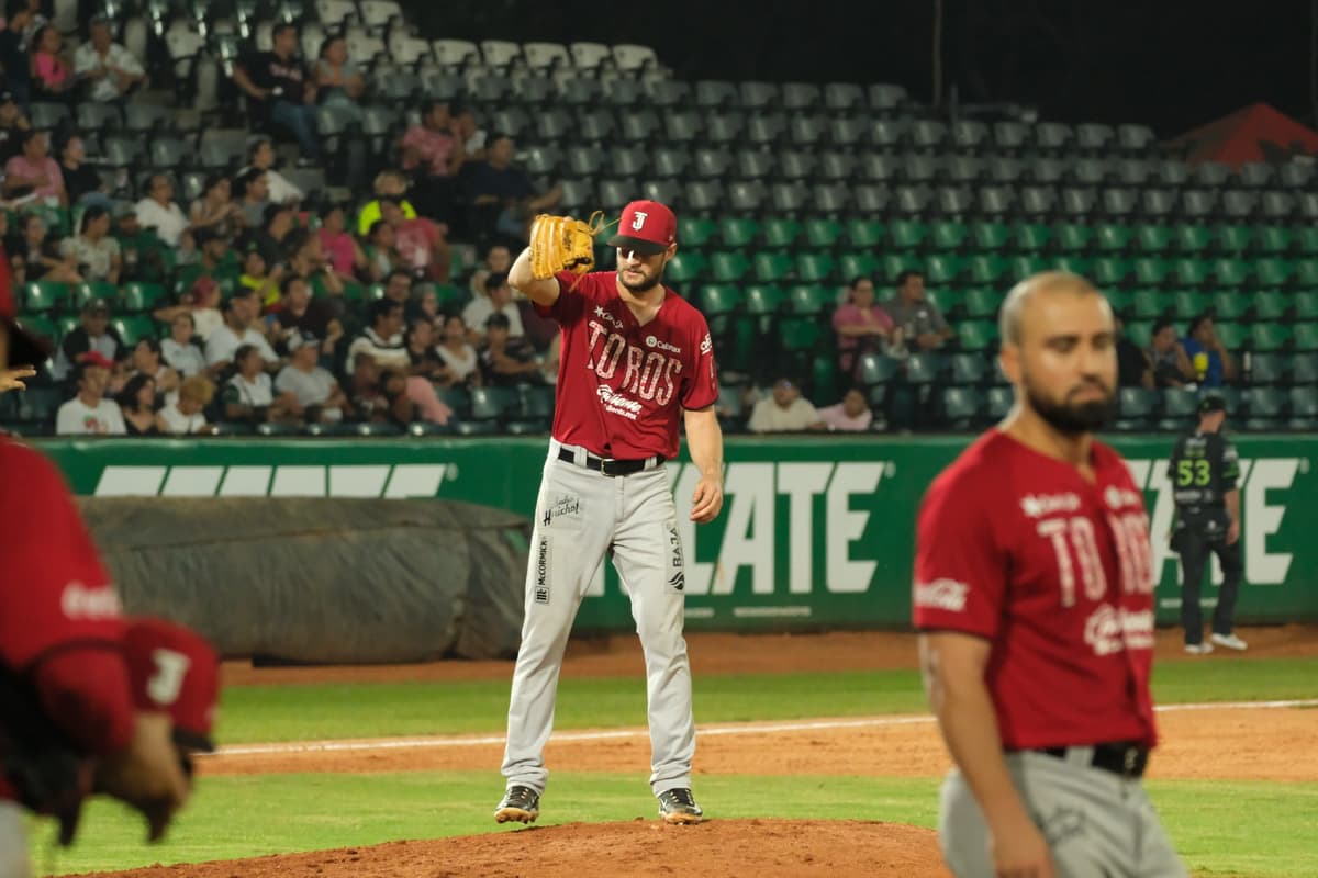 Toros rescata el último en el Centenario