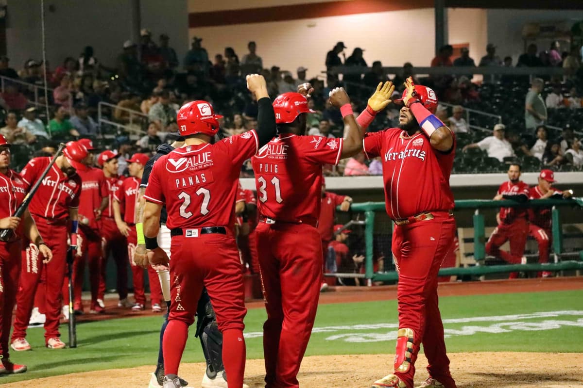 El Águila se impone en el primero en Laredo