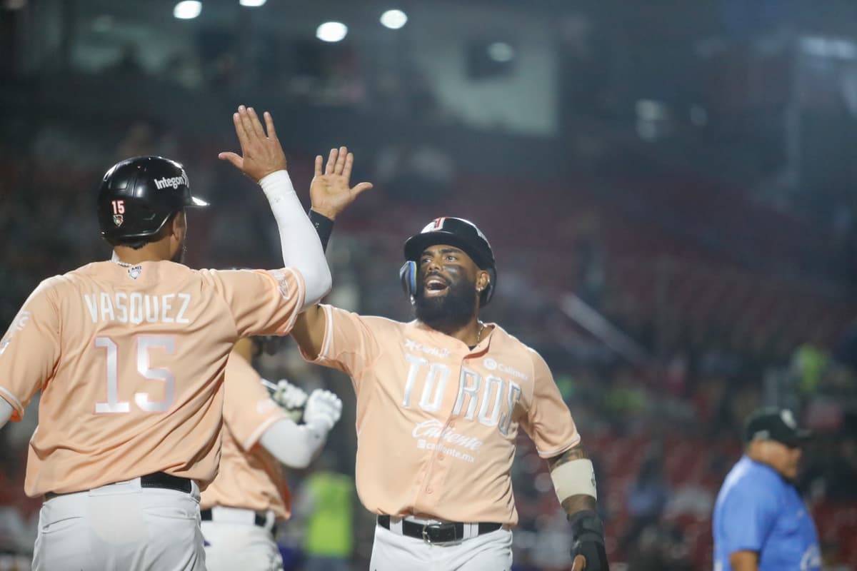 Toros aprovecha explosivo inning y se queda con el segundo