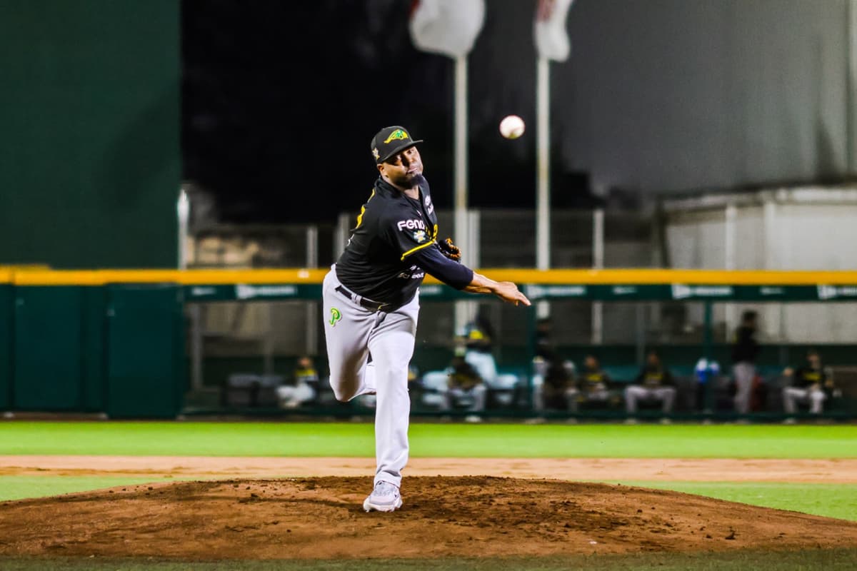 Pericos se adelanta en serie en Veracruz