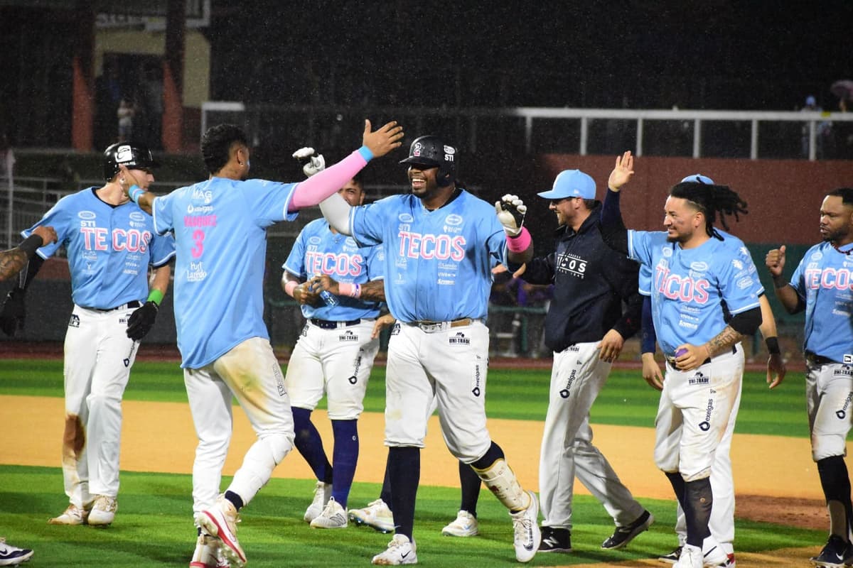 Kennys Vargas rompe no hit – no run para consumar barrida sobre Dorados