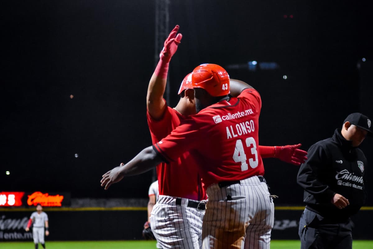Muestra Caliente su poder caribeño y gana el primero de la serie.
