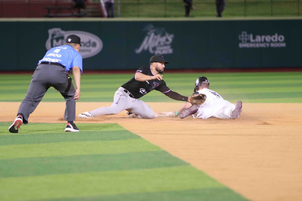 A base de dinamita pura Tecos gana su tercera serie del año a Toros