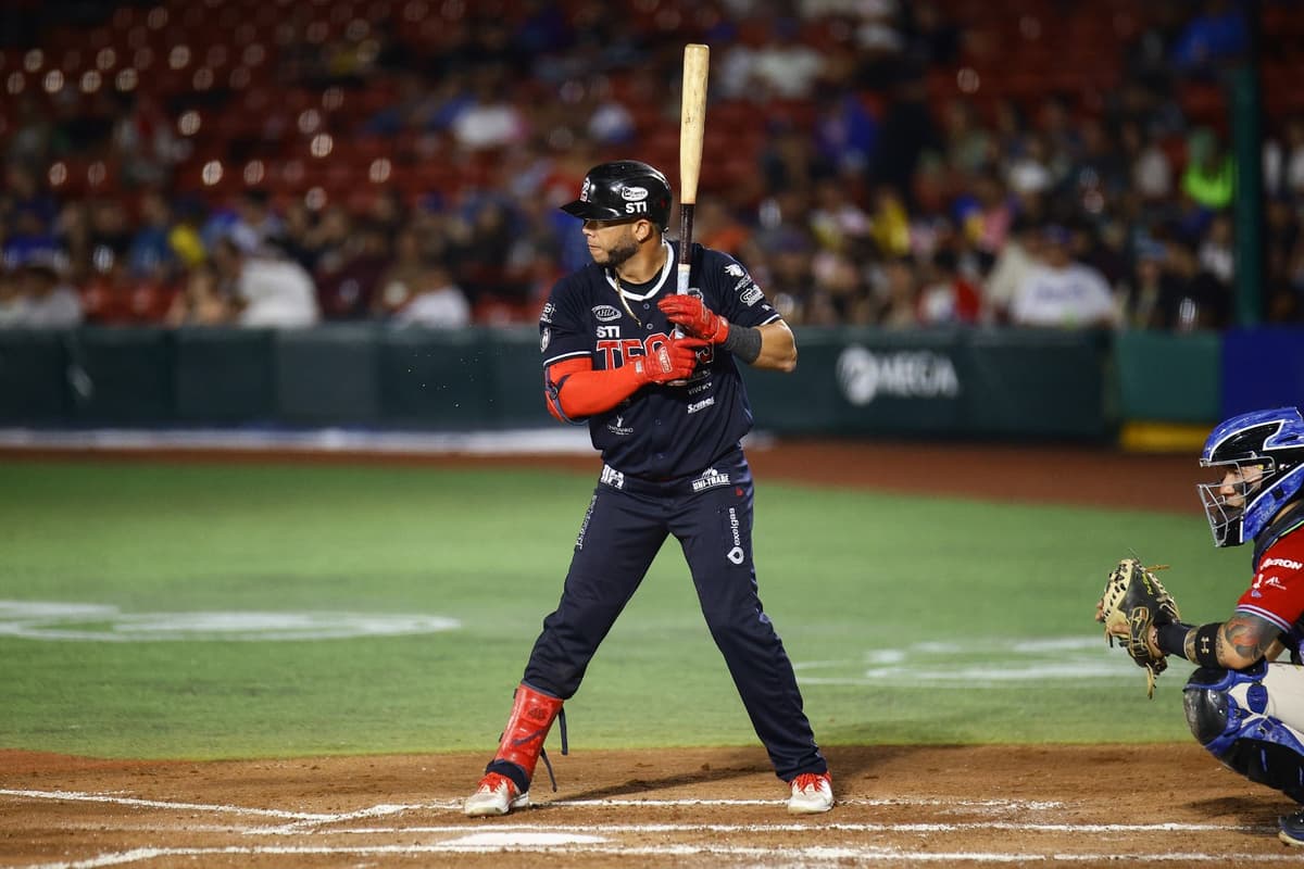 Castiga Tecos a Jalisco en el primero de la serie