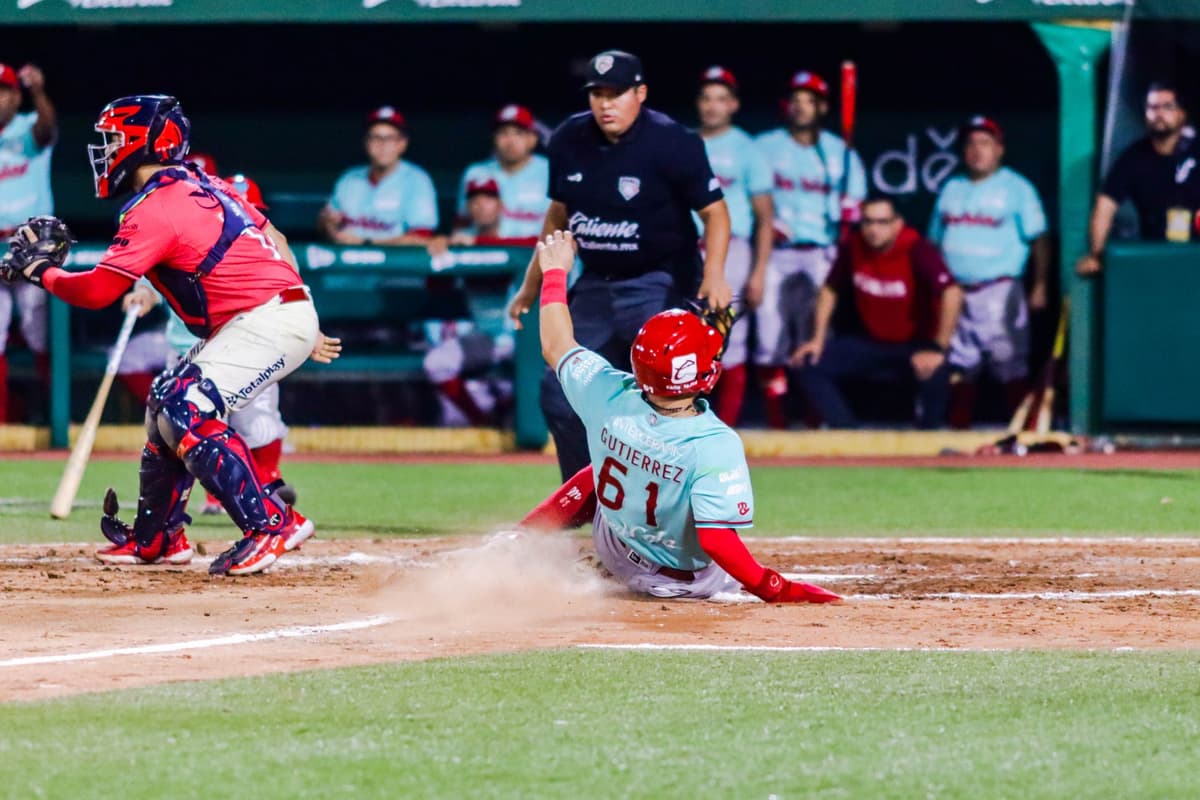Diablos toma ventaja en Serie Roja