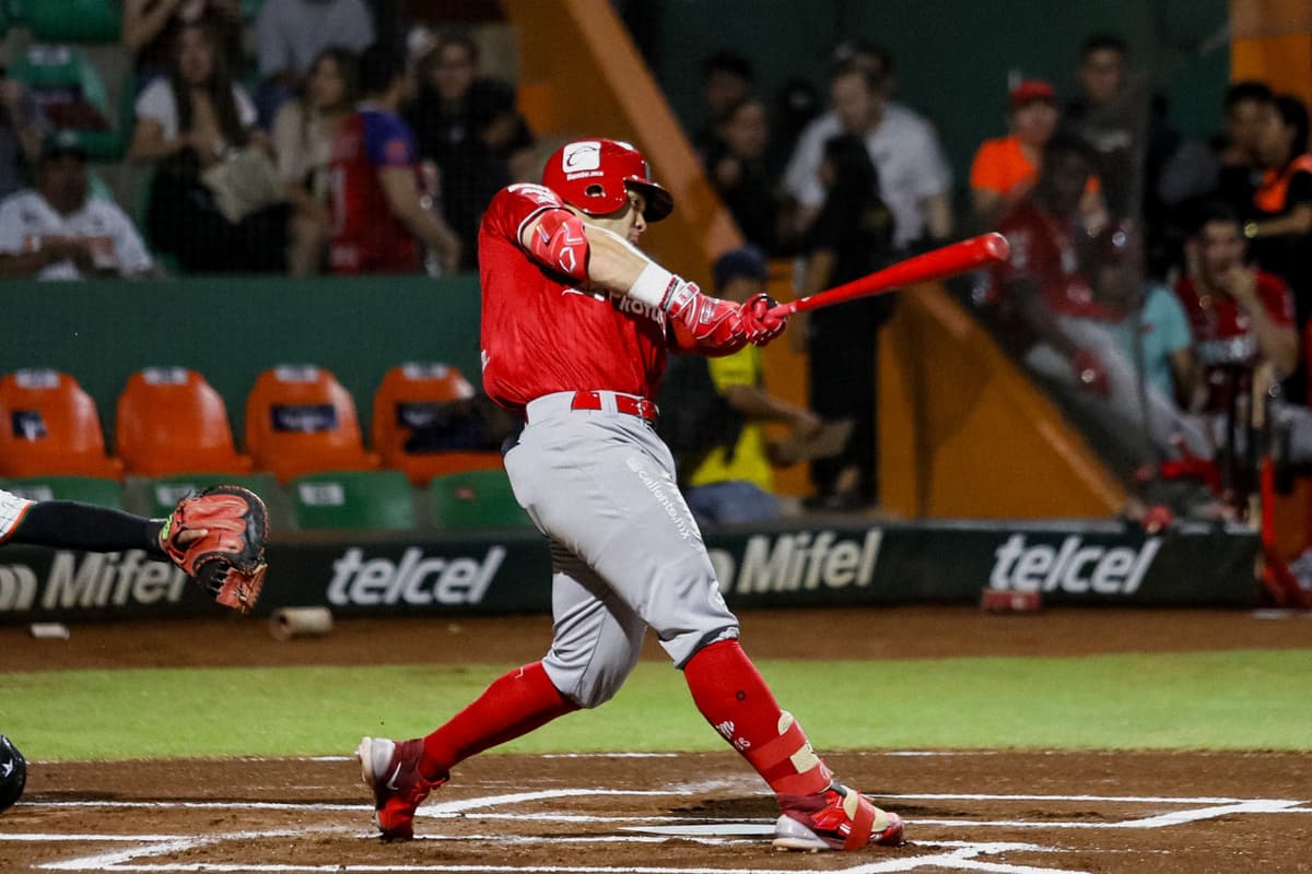 Los Diablos Rojos se adelantan en la serie en Yucatán