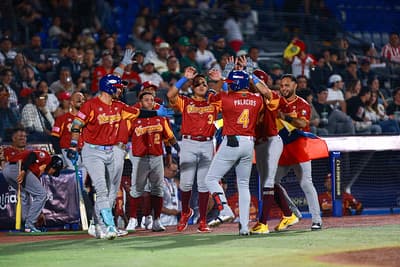 México cae 8-4 ante Venezuela en el arranque del Premier 12