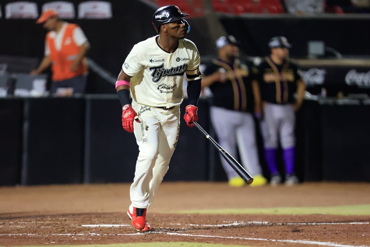 Peloteros con pasado MLB en la historia de los Toros