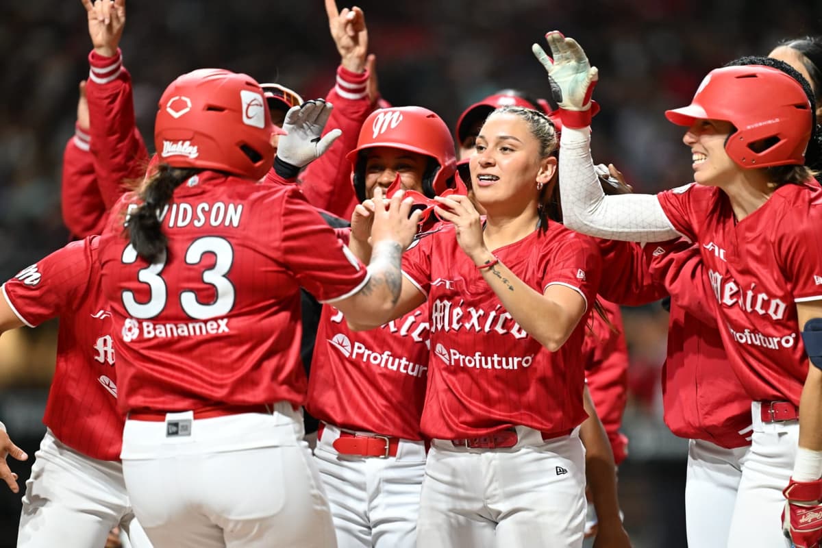 Diablos Rojos Femenil debutan con triunfo y lucen en pitcheo y bateo