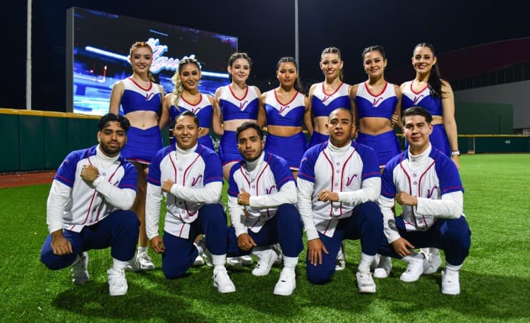 Flor Campos hace dupla con El Águila