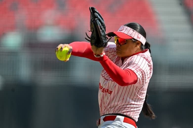 Diablos Rojos Femenil le gana la serie a Sultanes y suman cinco victorias en fila