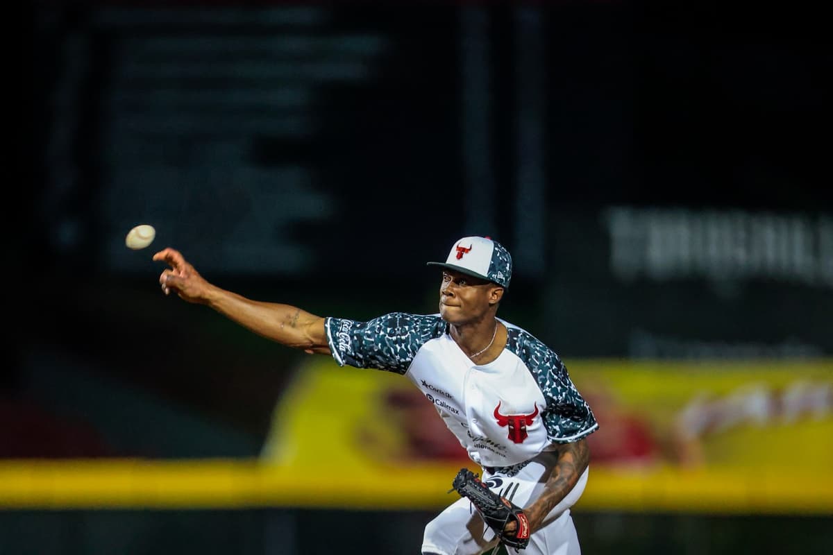 Regresa a Tijuana Phillips Valdez