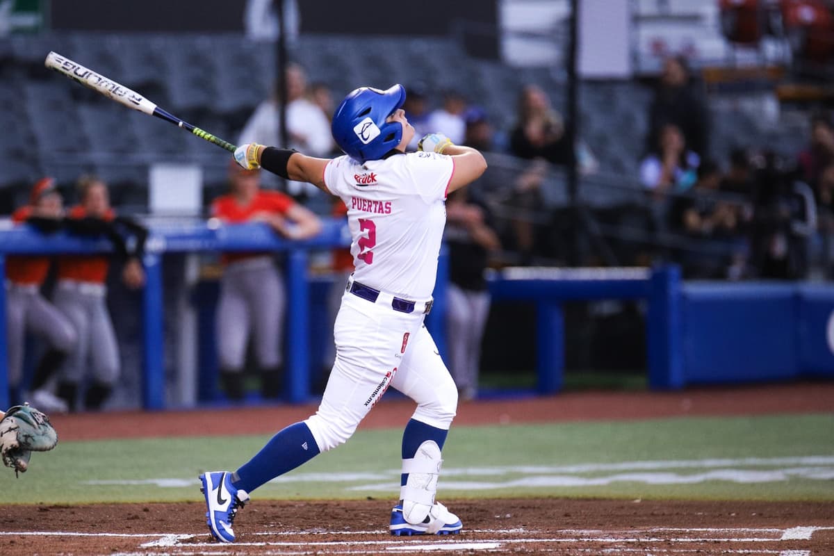 Charros de Jalisco Femenil vence a Naranjeros de Hermosillo Softbol en el Estadio Panamericano