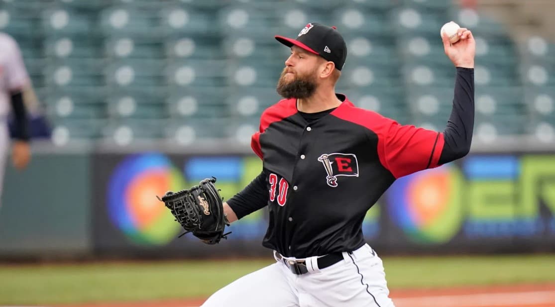 Bravos refuerza su pitcheo con la incorporación del zurdo Adam Wolf