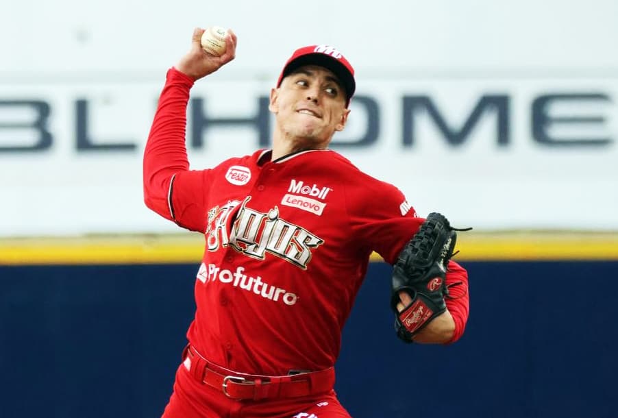 Adrián de Horta e Isidro Piña se unen al vuelo Binacional