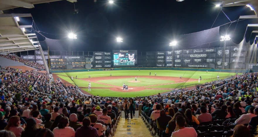 Saraperos inician con triunfo ante Algodoneros en el Spring Training
