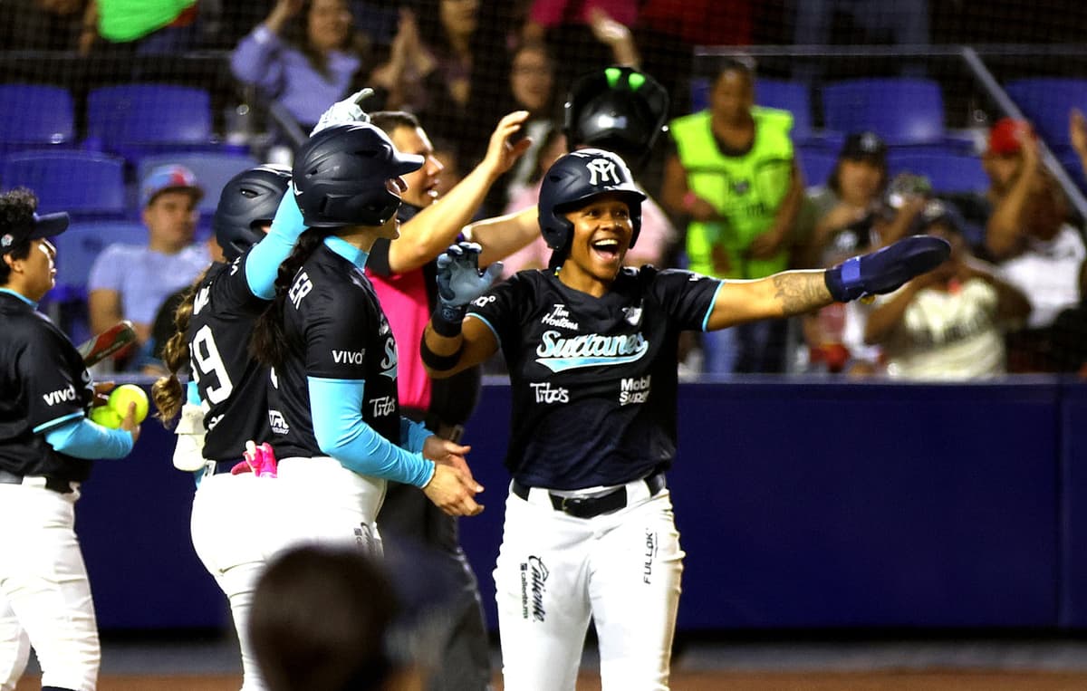 Las Muchachas del Regreso triunfan ante Charros