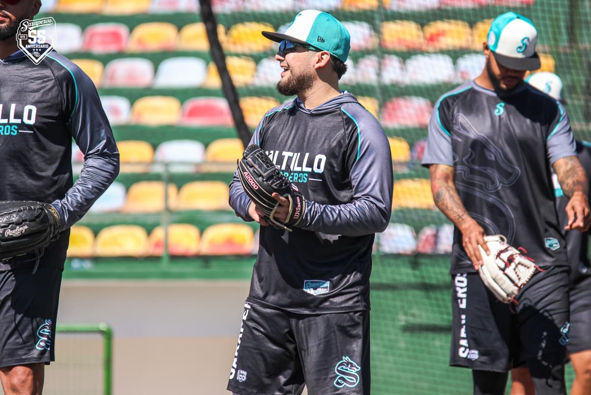 Saraperos continúan preparación en el octavo día de pretemporada