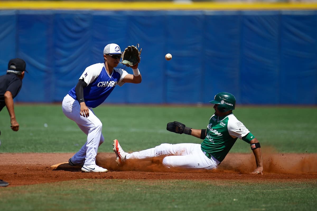 Cae Charros ante Bravos en Lagos de Moreno