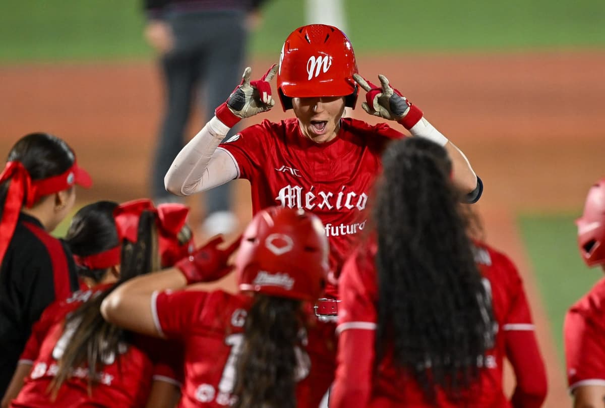 Explosión ofensiva coloca a Diablos Rojos a un triunfo de la Serie de la Reina