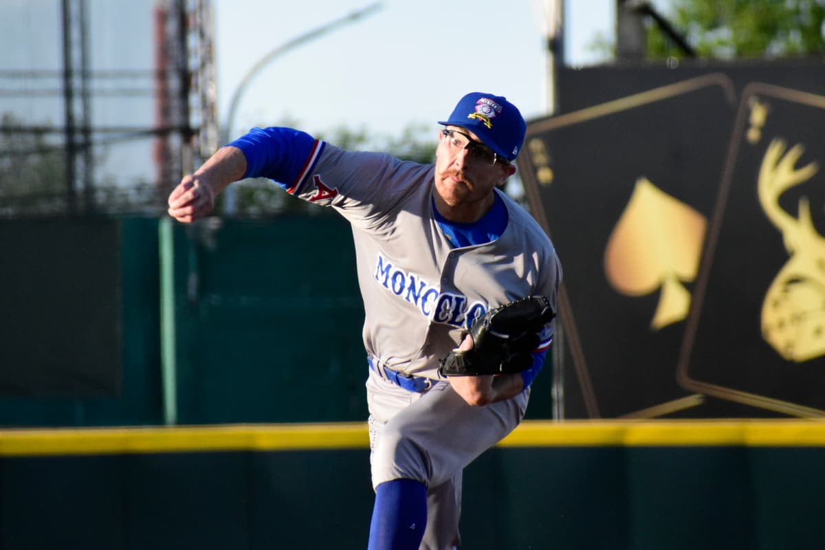Por la mínima Monclova se lleva juego dominical de la frontera