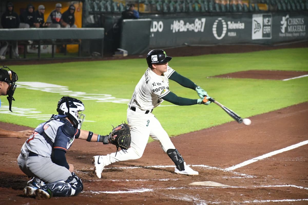 Pericos se impone en duelo de volteretas